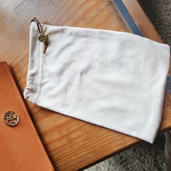 Tory Burch brown glasses holder with dust bag for glasses - Picture 6 of 12